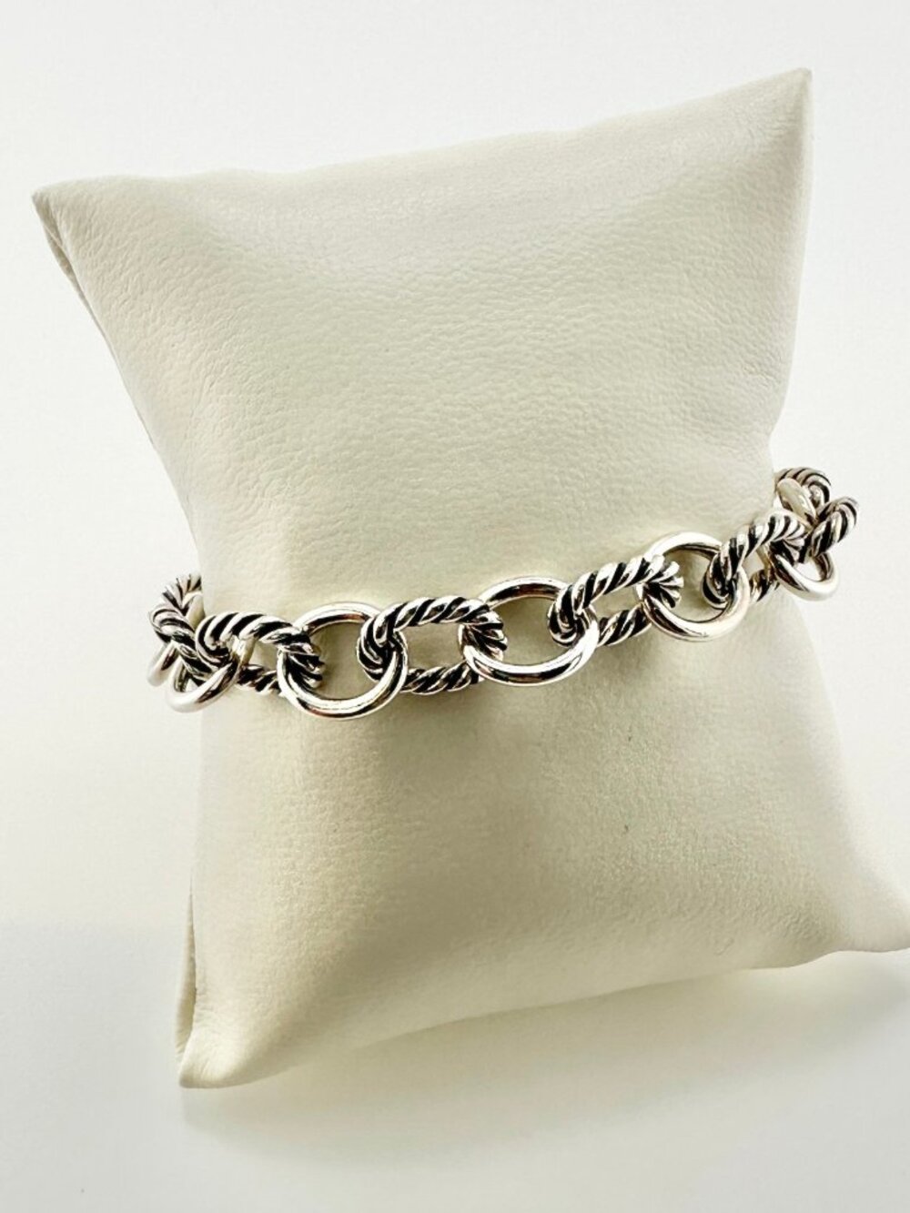 David Yurman Oval Link Chain Bracelet in Sterling Silver - 10mm - Medium - Picture 2 of 13